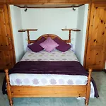 度假居 Mit Beheiztem Pool By Interhome *